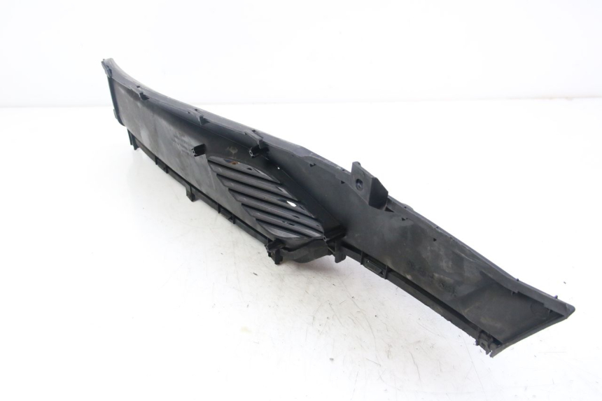 photo de RIGHT FOOTREST KYMCO DINK STREET 125 (2009 - 2014) - Zoom on usage condition