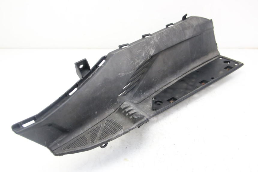 photo de RIGHT FOOTREST KYMCO DINK STREET 125 (2009 - 2014) - Product overview