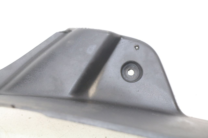 photo de RIGHT FOOTREST PEUGEOT ELYSTAR 50 (2002 - 2014) - Alternative perspective