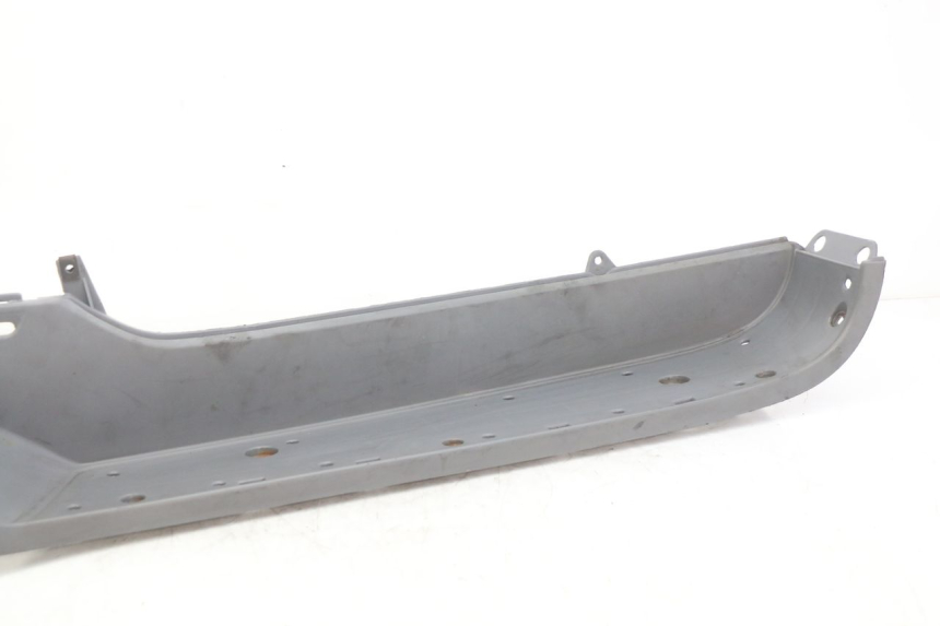 photo de RIGHT FOOTREST HONDA FES PANTHEON 2T 125 (1998 - 2002) - Product overview