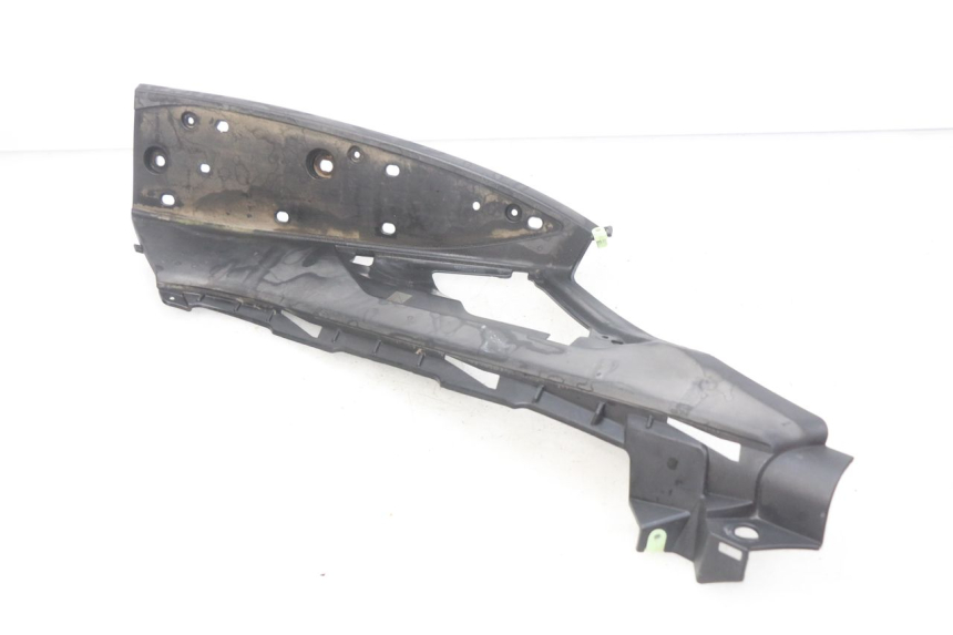 photo de RIGHT FOOTREST PEUGEOT GEOPOLIS 400 (2007 - 2013) - Technical close-up