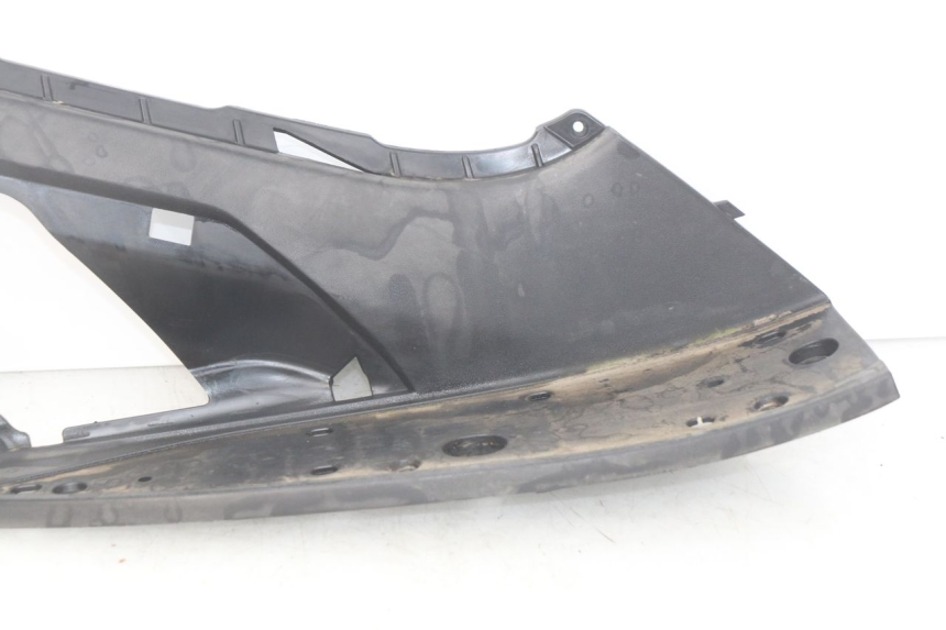 photo de RIGHT FOOTREST PEUGEOT GEOPOLIS 400 (2007 - 2013) - Product overview