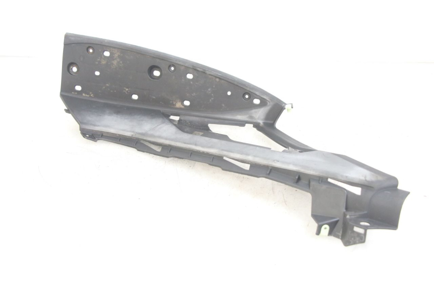 photo de RIGHT FLOOR PANEL PEUGEOT GEOPOLIS RS 125 (2007 - 2009) - Technical close-up