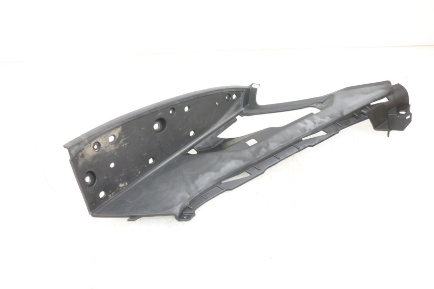 photo de RIGHT FLOOR PANEL PEUGEOT GEOPOLIS RS 125 (2007 - 2009) - Alternative perspective