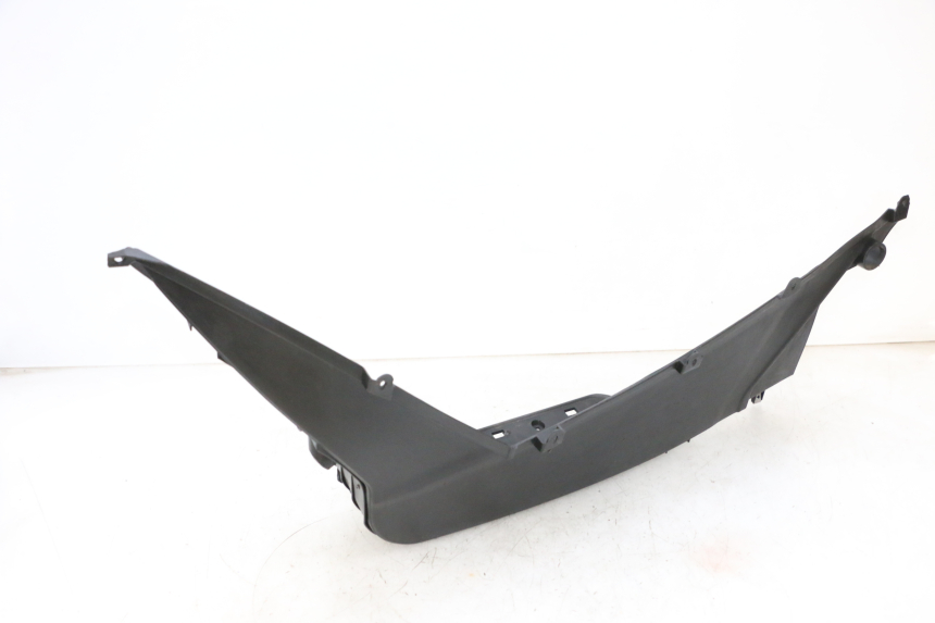 photo de RIGHT FLOOR PANEL JM MOTORS GTS 125 (2015 - 2019) - Fixing points details