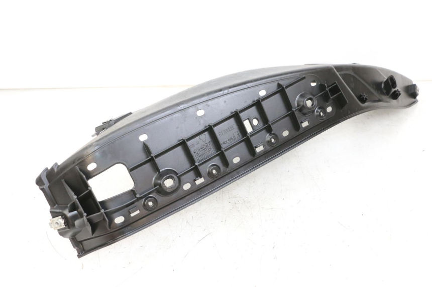 photo de RIGHT FLOOR PANEL PIAGGIO MP3 HPE 350 (2018 - 2020) - Component detail