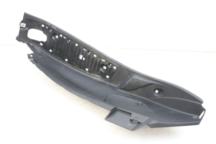 photo de RIGHT FLOOR PANEL PIAGGIO MP3 HPE 350 (2018 - 2020) - Product overview