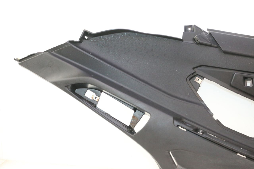 photo de RIGHT FLOOR PANEL PIAGGIO MP3 HPE 530 (2022 - 2026) - Used quality zoom