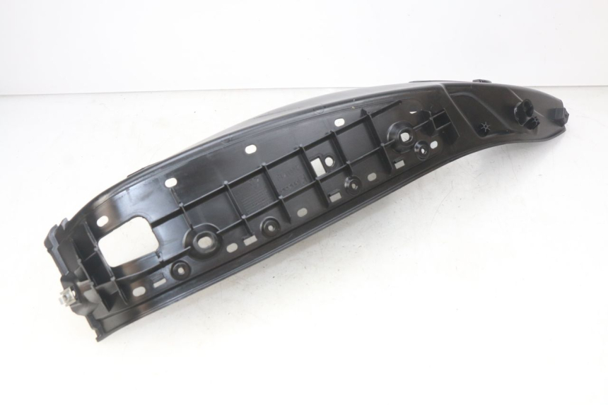 photo de RIGHT FOOTREST PIAGGIO MP3 500 (2014 - 2017) - Zoom on usage condition