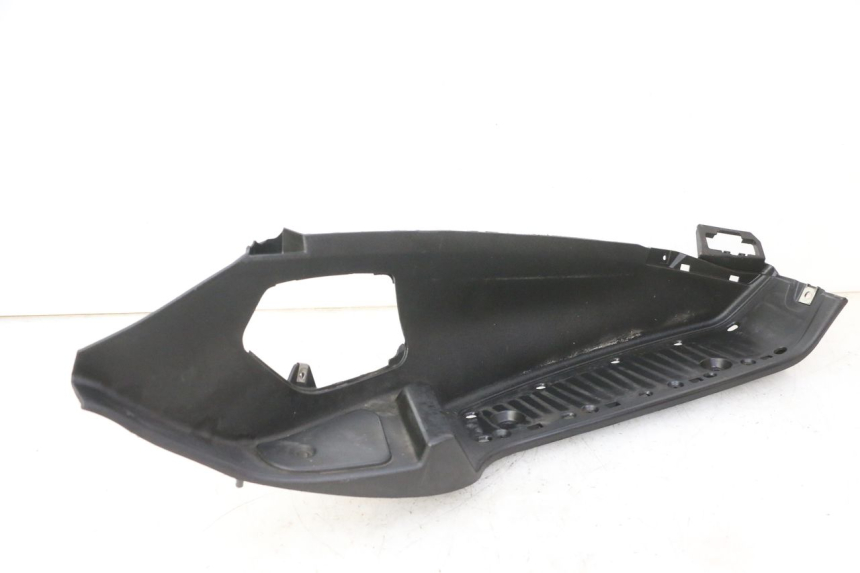 photo de RIGHT FOOTREST PIAGGIO MP3 125 (2006 - 2014) - Main view