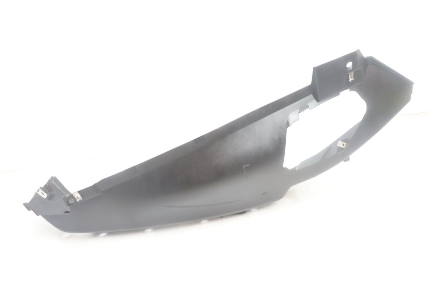 photo de RIGHT FLOOR PANEL PIAGGIO MP3 500 (2016 - 2018) - Product overview