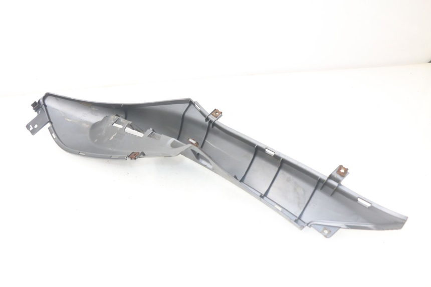 photo de RIGHT FLOOR PANEL YAMAHA NEO'S NEOS 2T 50 (2007 - 2017) - Technical close-up