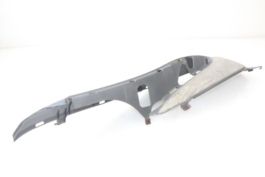 photo de RIGHT FLOOR PANEL YAMAHA NEO'S NEOS 2T 50 (2007 - 2017) - Fixing points details