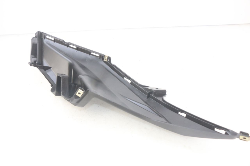 photo de RIGHT FOOTREST SYM ORBIT III 3 4T 50 (2018 - 2021) - Zoom on usage condition