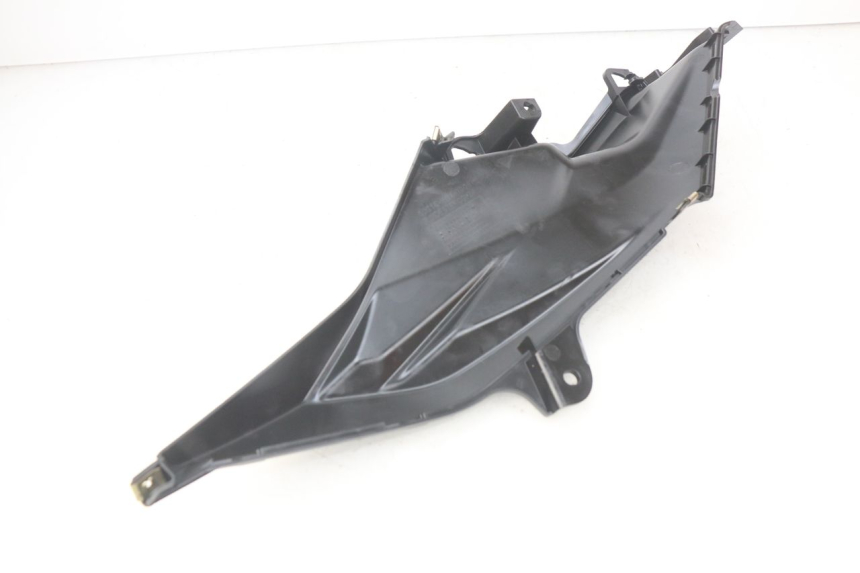 photo de RIGHT FOOTREST SYM ORBIT III 3 4T 50 (2018 - 2021) - Alternative perspective