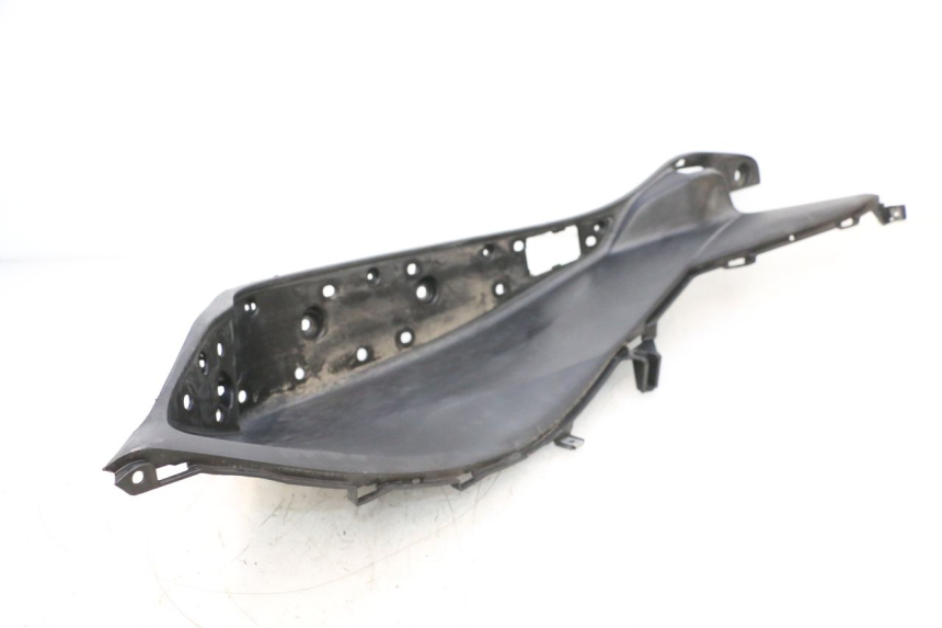 photo de RIGHT FLOOR PANEL HONDA PCX (JF57/JF64) 125 (2014 - 2018) - Product overview