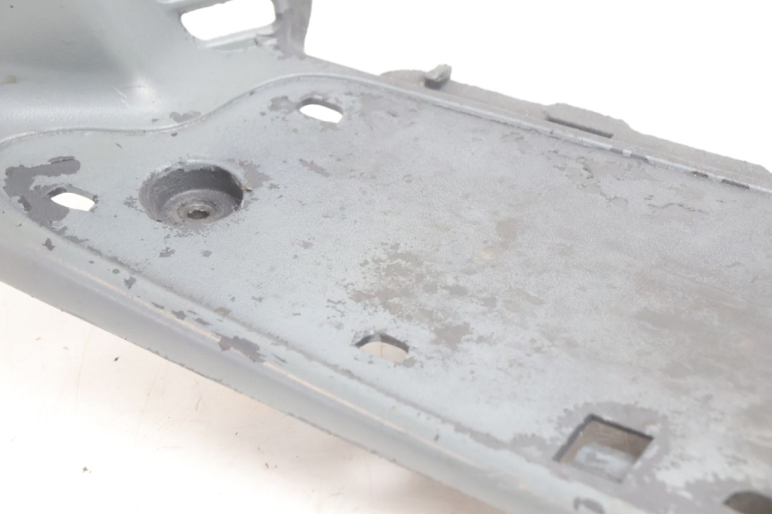 photo de RIGHT FLOOR PANEL GILERA RUNNER SP 50 (2002 - 2004) - Technical close-up