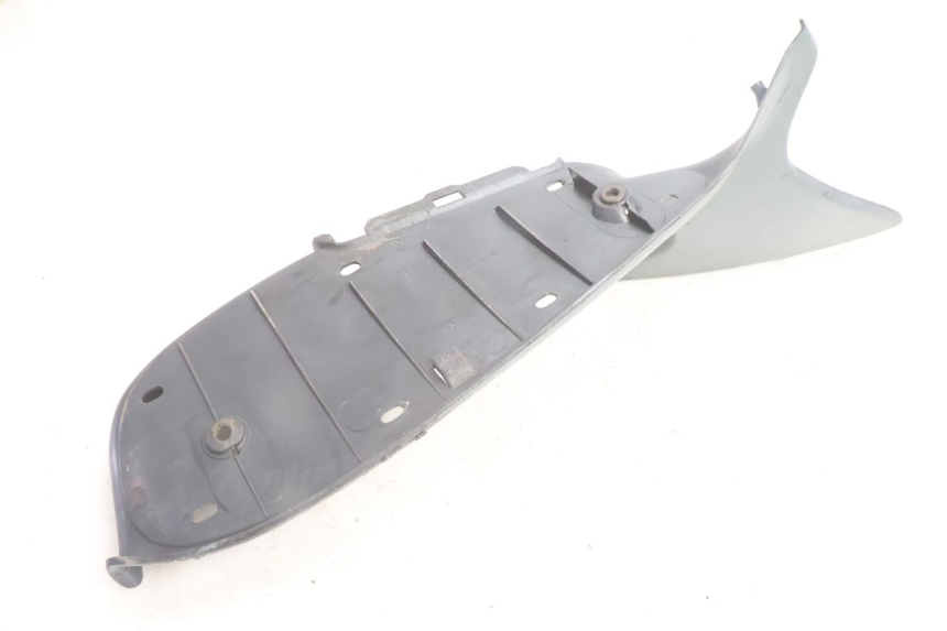 photo de RIGHT FLOOR PANEL GILERA RUNNER SP 50 (2002 - 2004) - Surface and material condition