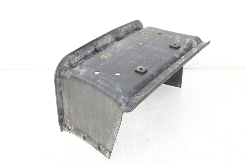 photo de RIGHT FLOOR PANEL HYTRACK S 150 (2003 - 2011) - Alternative perspective