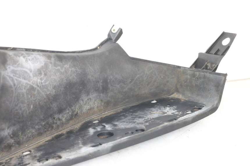 photo de RIGHT FOOTREST PEUGEOT SATELIS 125 (2006 - 2009) - Checked used part