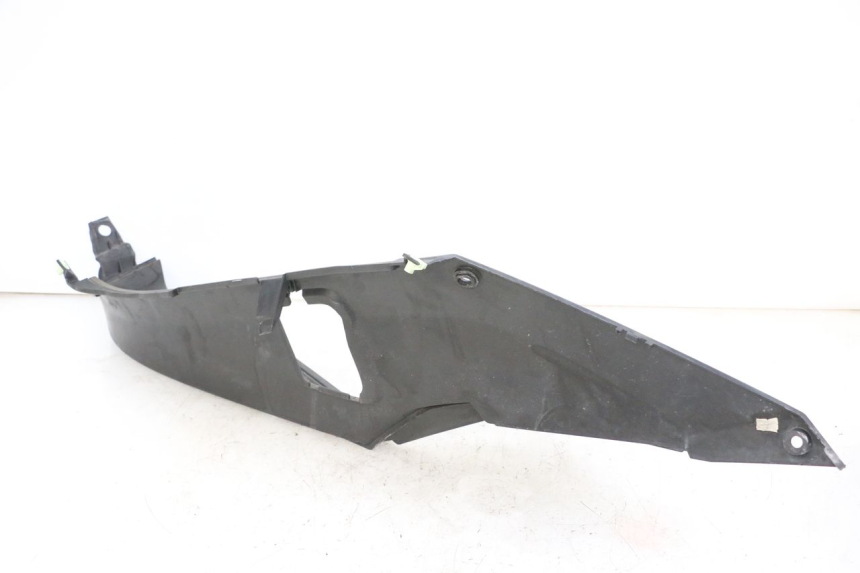 photo de RIGHT FLOOR PANEL PEUGEOT SATELIS 250 (2006 - 2012) - Technical close-up