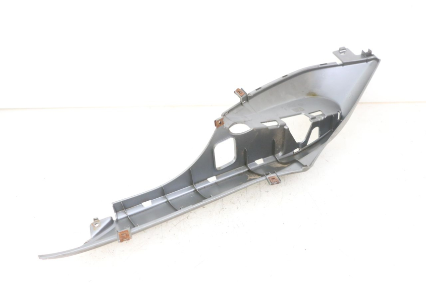 photo de RIGHT FOOTREST YAMAHA NEOS NEO'S 4T 50 (2008 - 2016) - Zoom on usage condition