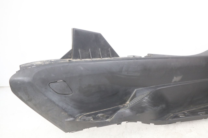 photo de RIGHT FOOTREST YAMAHA YP MAJESTY 400 (2004 - 2008) - Component zoom