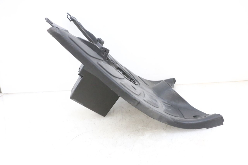 photo de FOOTREST PEUGEOT ELYSEO 125 (1999 - 2004) - Technical close-up