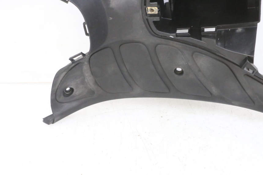 photo de FOOTREST PEUGEOT ELYSEO 125 (1999 - 2004) - Surface and material condition