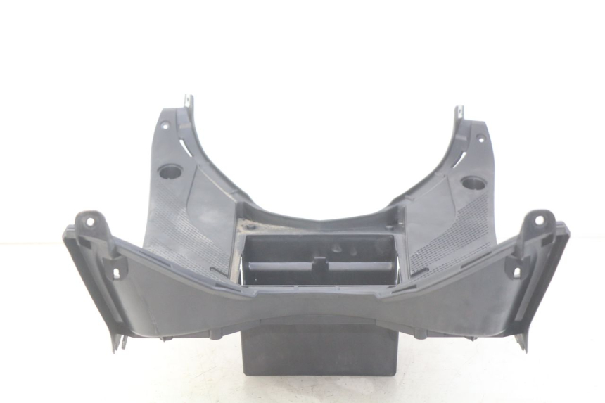 photo de FOOTREST JM MOTORS EVOLIS 4T 50 (2018 - 2022) - Fixing points details