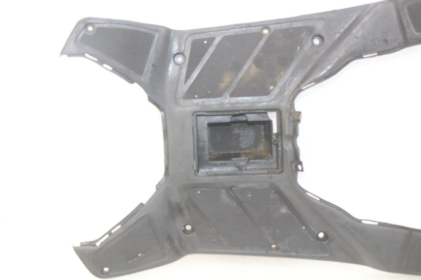 photo de FOOTREST KEEWAY F-ACT FACT 50 (2006 - 2011) - High-resolution close-up