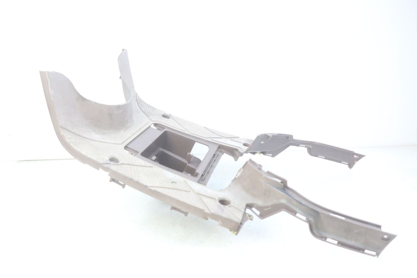 photo de FOOTREST SYM FIDDLE 2 125 (2010 - 2013) - Surface and material condition