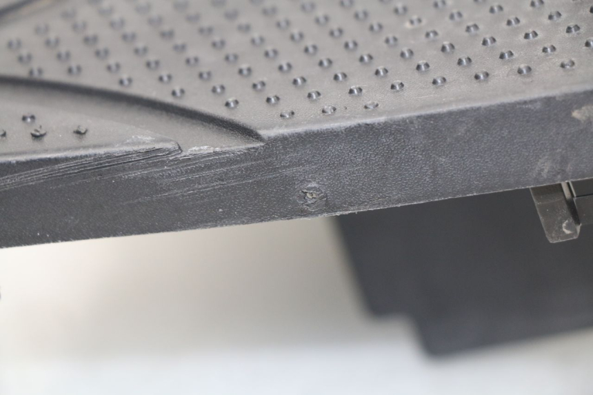 photo de FLOOR PANEL SYM FIDDLE 2 50 (2008 - 2013) - Technical close-up