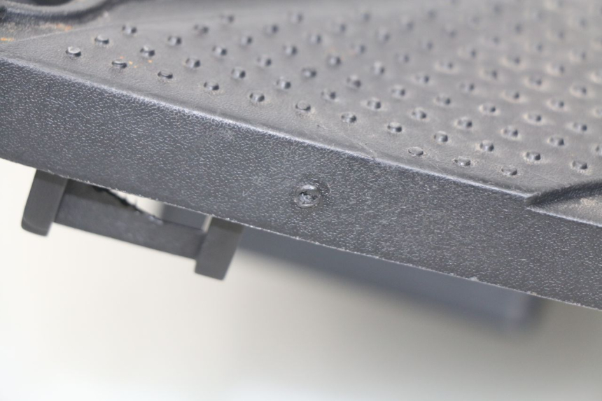 photo de FLOOR PANEL SYM FIDDLE 2 50 (2008 - 2013) - Surface and material condition