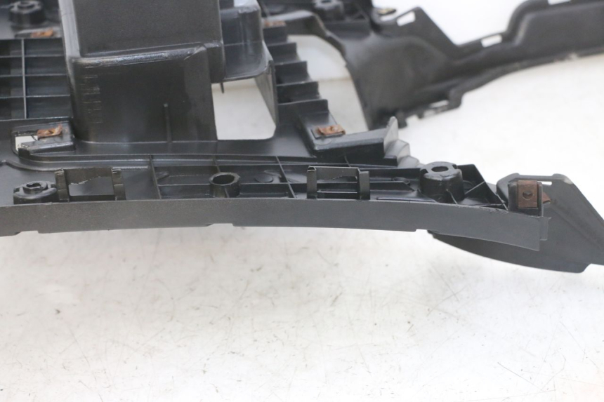 photo de FLOOR PANEL SYM FIDDLE 2 S 125 (2012 - 2014) - Zoom on usage condition