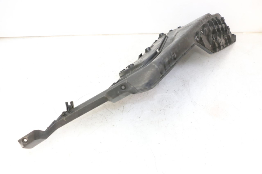 photo de LEFT FLOOR PANEL QUADRO 4 4D 350 (2015 - 2018) - Technical close-up