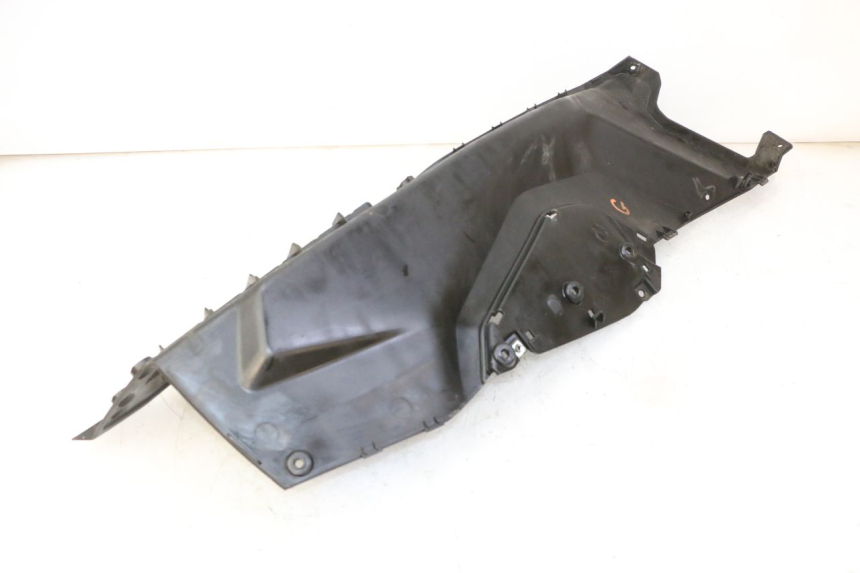 photo de LEFT FLOOR PANEL QUADRO 4 4D 350 (2015 - 2018) - Fixing points details