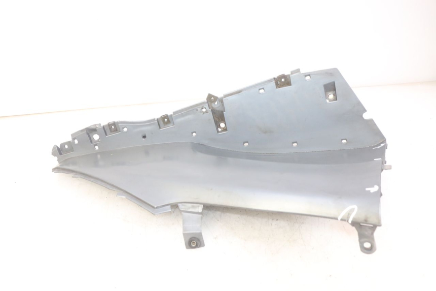 photo de LEFT FOOTREST BMW C1 125 (2000 - 2003) - Component detail