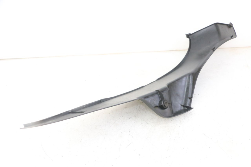 photo de LEFT FLOOR PANEL PEUGEOT ELYSEO 125 (1999 - 2004) - Technical close-up