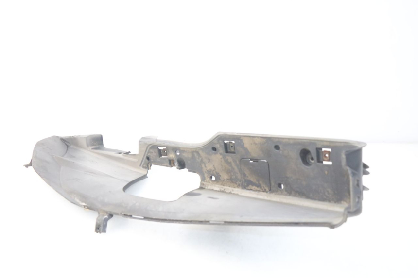 photo de LEFT FLOOR PANEL HONDA FES PANTHEON 125 (2003 - 2007) - Fixing points details