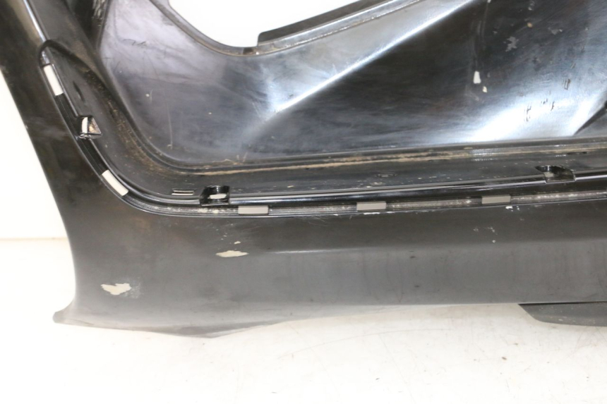 photo de LEFT FLOOR PANEL PIAGGIO IE MP3 YOURBAN 300 (2011 - 2016) - Alternative angle