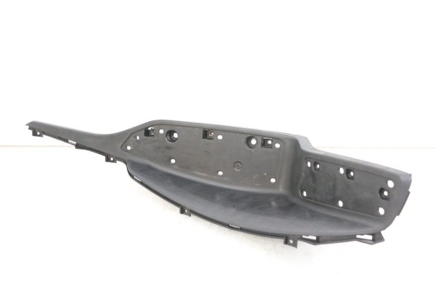 photo de LEFT FOOTREST KYMCO X-TOWN XTOWN 125 (2016 - 2021) - Technical close-up