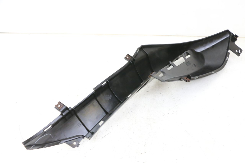 photo de LEFT FLOOR PANEL MBK OVETTO ONE 2T 50 (2013 - 2017) - Technical close-up