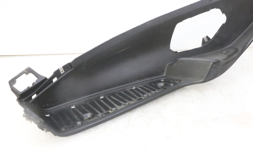 photo de LEFT FLOOR PANEL PIAGGIO MP3 LT 300 (2010 - 2016) - Product overview