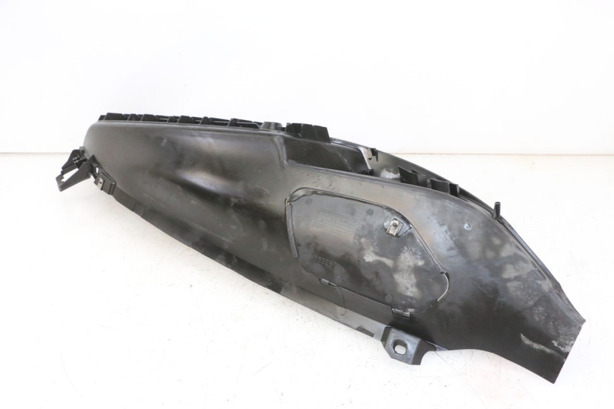 photo de LEFT FOOTREST PIAGGIO MP3 500 (2011 - 2015) - Alternative perspective