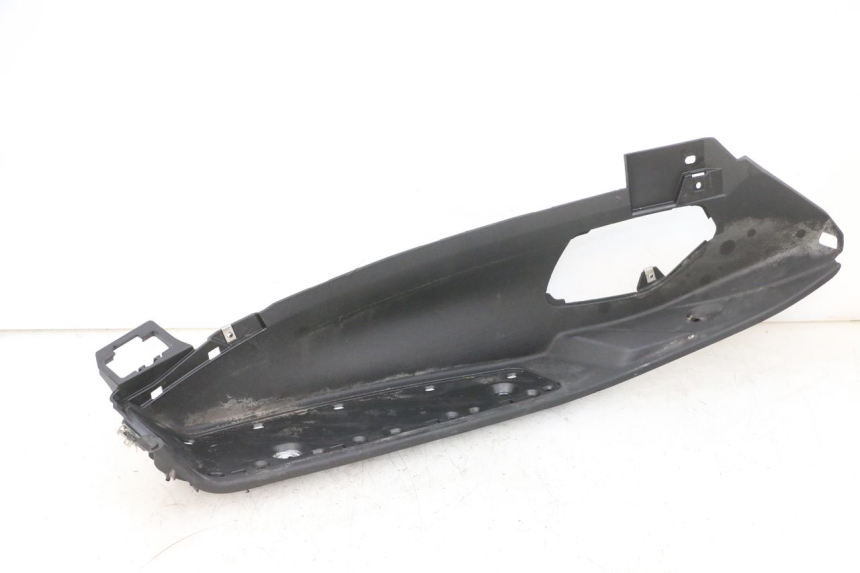 photo de LEFT FLOOR PANEL PIAGGIO MP3 500 (2016 - 2018) - Main view