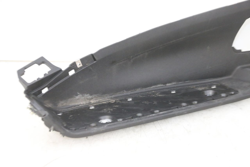 photo de LEFT FLOOR PANEL PIAGGIO MP3 500 (2016 - 2018) - Component detail