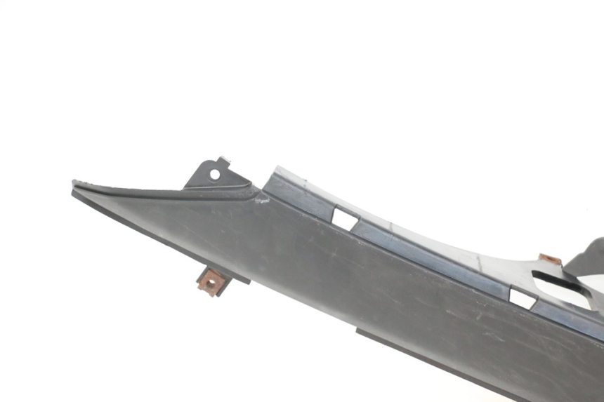 photo de LEFT FLOOR PANEL MBK OVETTO ONE 2T 50 (2013 - 2017) - Distinctive features