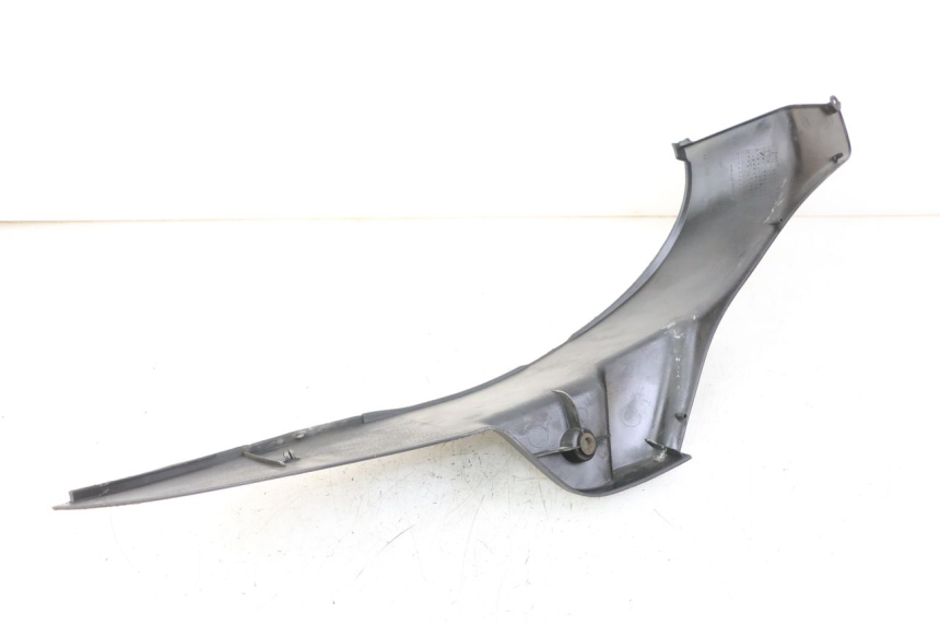 photo de LEFT FLOOR PANEL PEUGEOT ELYSTAR 125 (2002 - 2007) - Zoom on usage condition