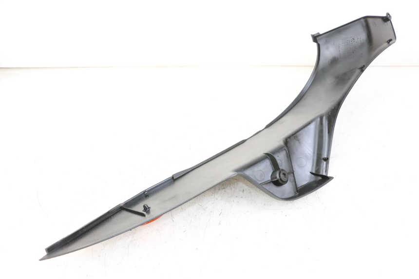 photo de LEFT FOOTREST PEUGEOT ELYSTAR 50 (2002 - 2014) - Zoom on usage condition